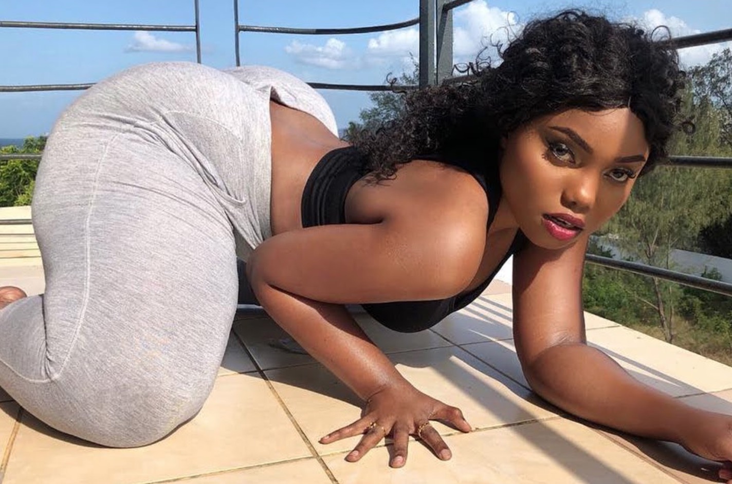 Football match between Tz & Kenya turned into booty competition! 